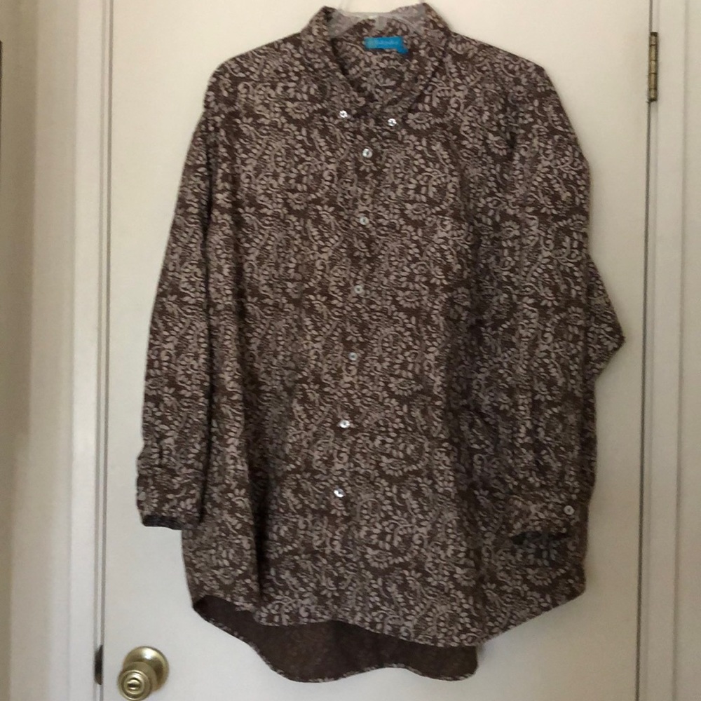 Women’s button down shirt Brown with printed design 3X